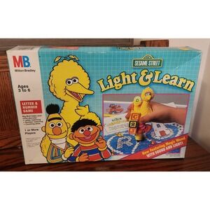 Vintage Light and‎ Learn Sesame Street Learning Toy Milton Bradley 1991
